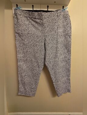 Lane Bryant Modernist Collection Pebble Print Pants Black White Size 26 Ankle